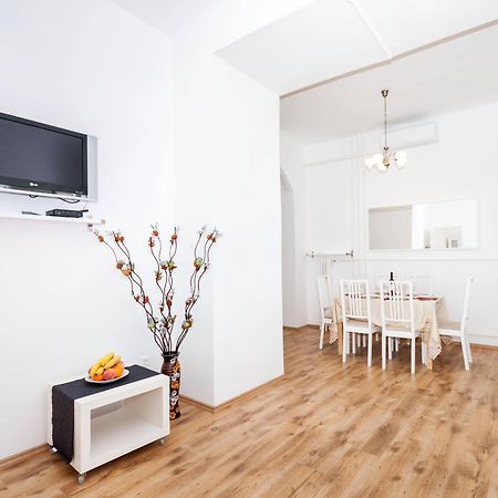 Like Home - City Center - Style Apartment Budapeşte Dış mekan fotoğraf