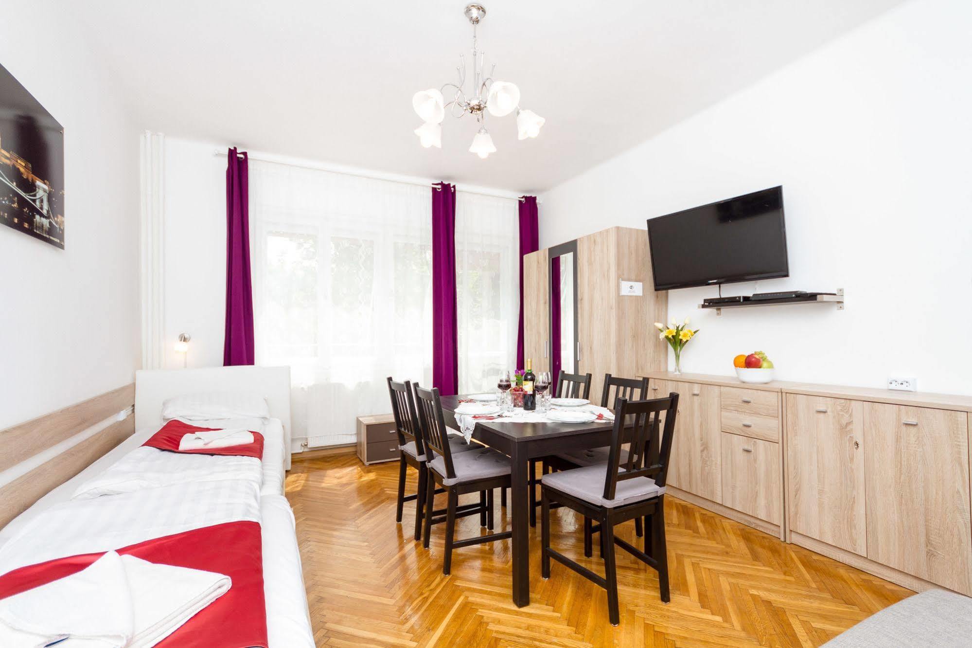 Like Home - City Center - Style Apartment Budapeşte Dış mekan fotoğraf