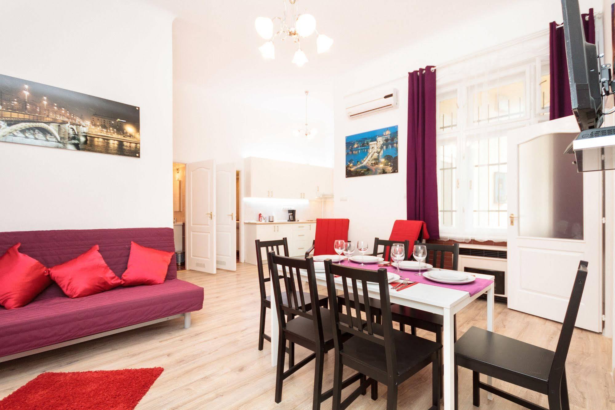 Like Home - City Center - Style Apartment Budapeşte Dış mekan fotoğraf