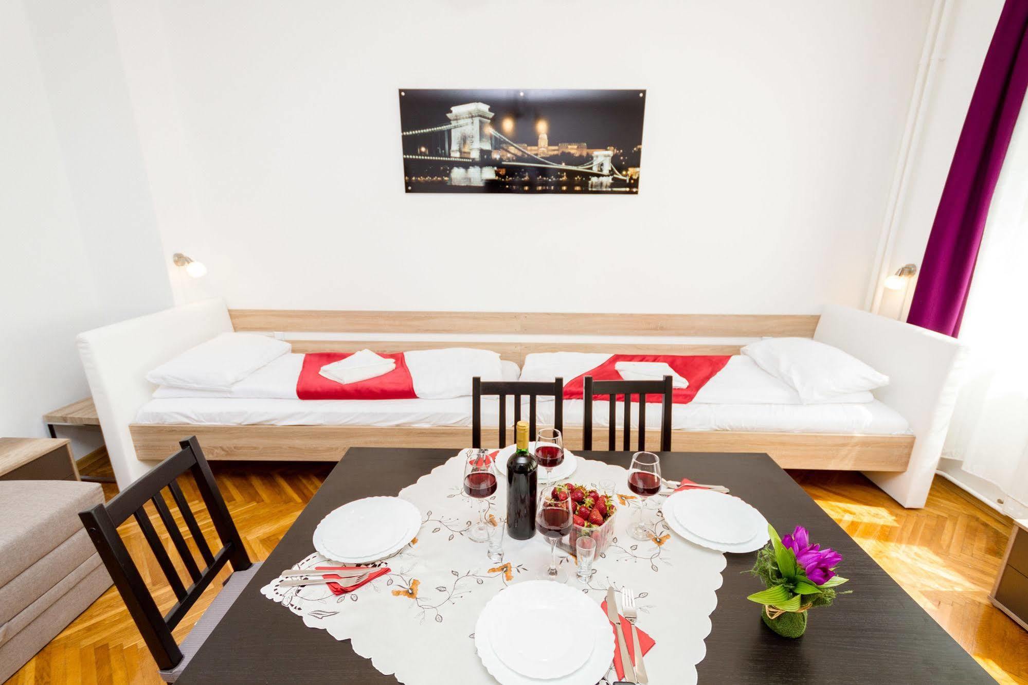 Like Home - City Center - Style Apartment Budapeşte Dış mekan fotoğraf