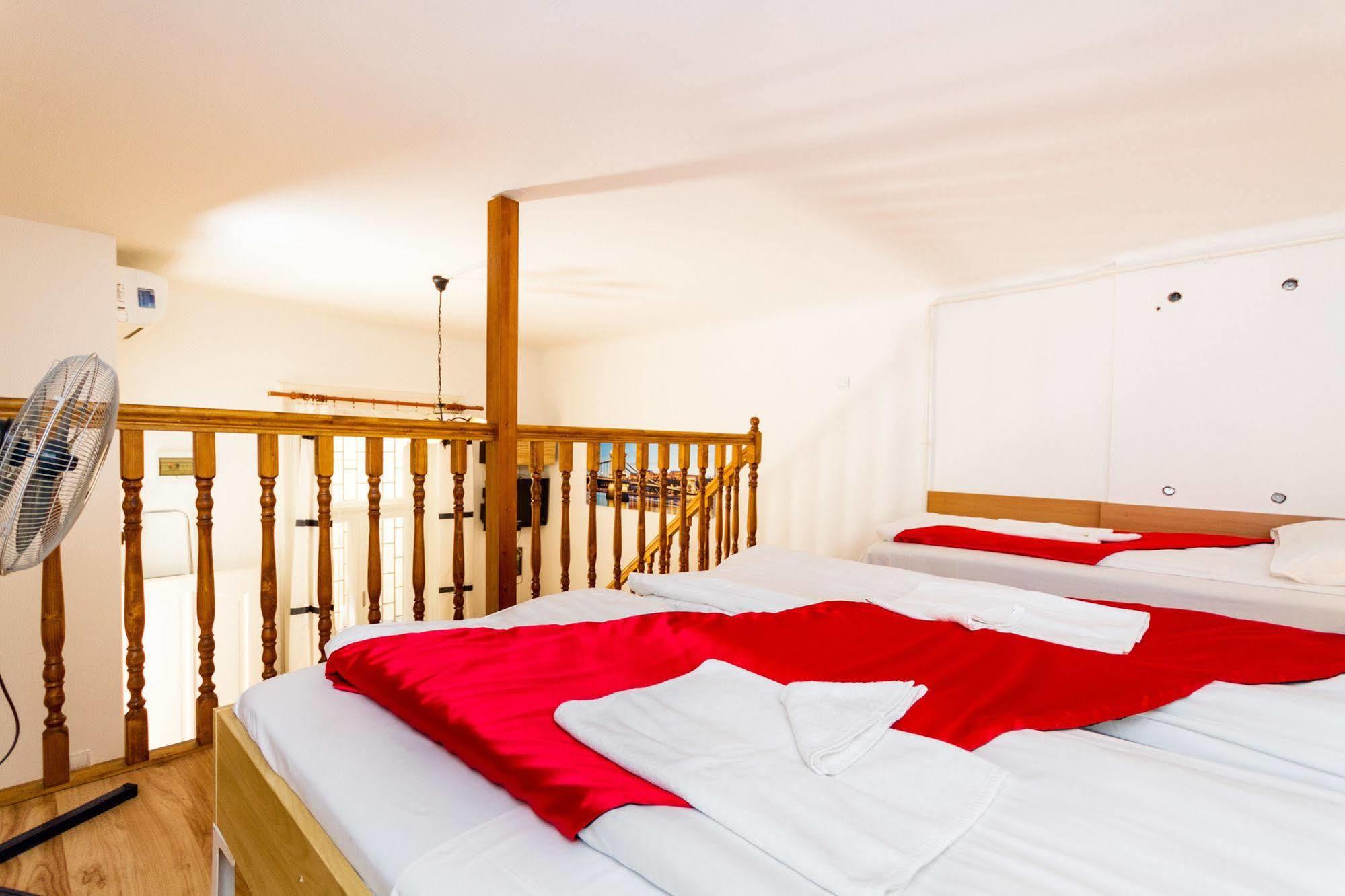 Like Home - City Center - Style Apartment Budapeşte Dış mekan fotoğraf